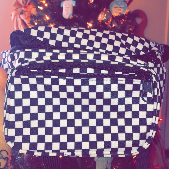 BLACK AND WHITE CHECKERED FANNY PACK - Picture 2 of 8